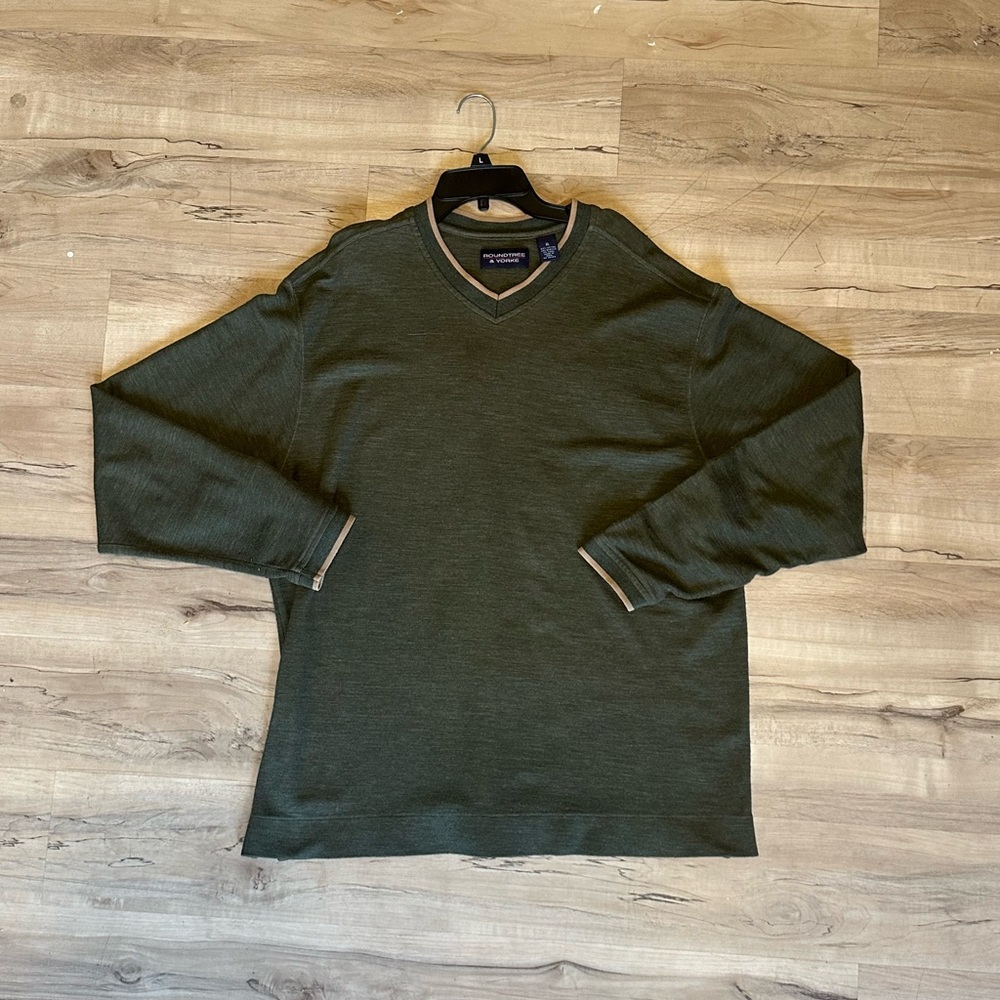 XL Dark Green Sweater